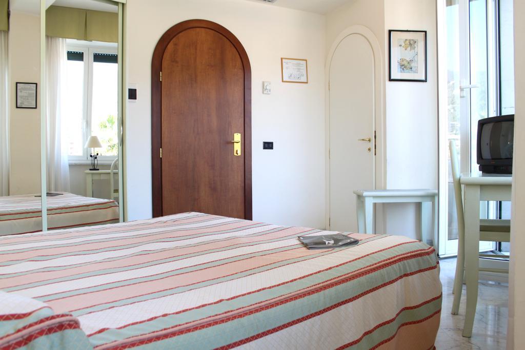 Hotel Elena Recco Dış mekan fotoğraf