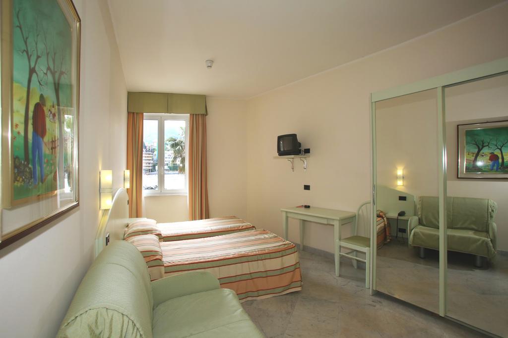 Hotel Elena Recco Dış mekan fotoğraf