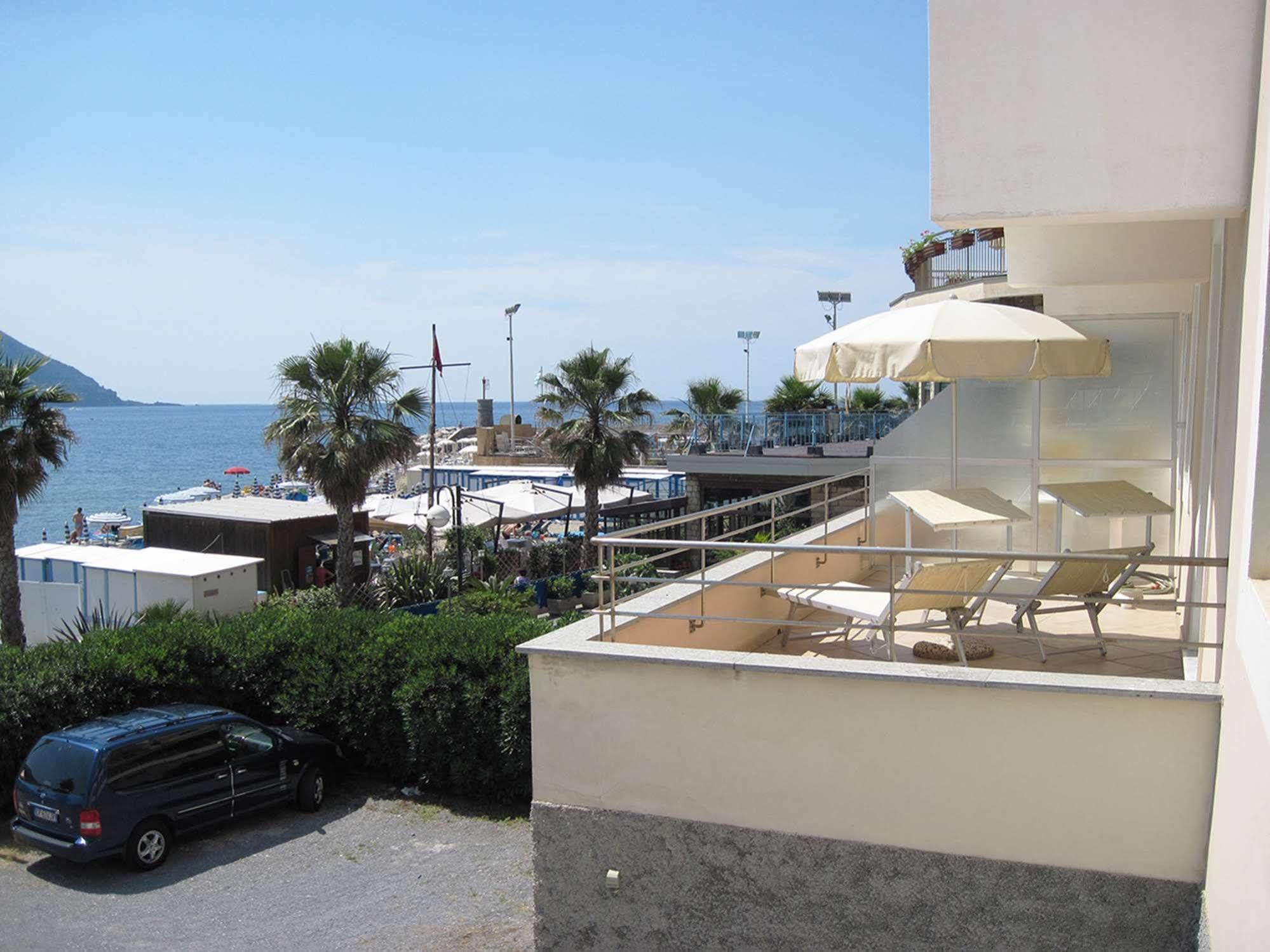 Hotel Elena Recco Dış mekan fotoğraf