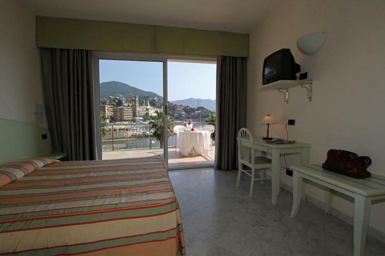Hotel Elena Recco Oda fotoğraf